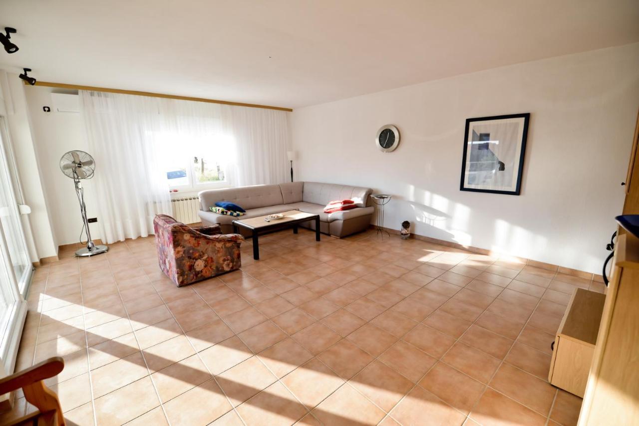 Apartmani Vidikovac Dokoza 자다르 외부 사진