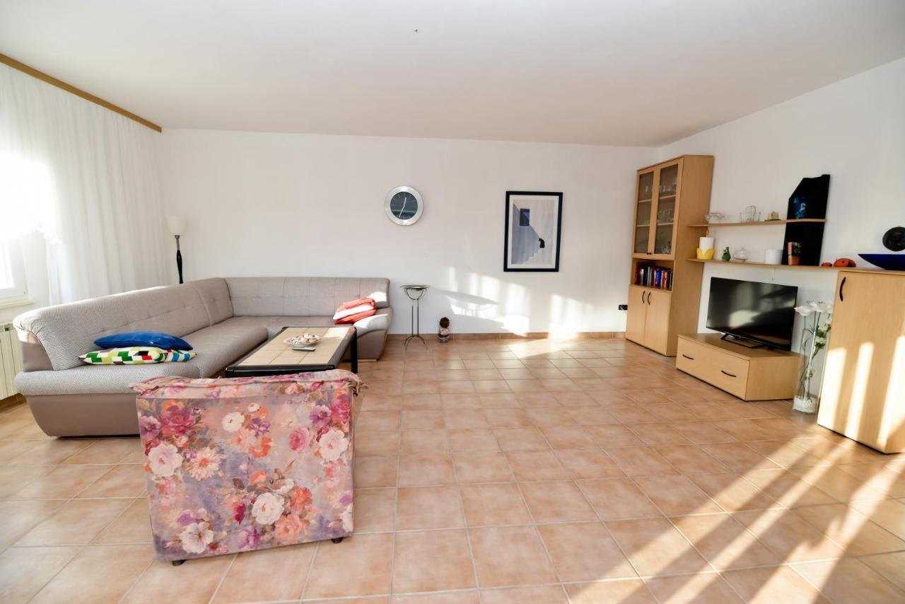 Apartmani Vidikovac Dokoza 자다르 외부 사진