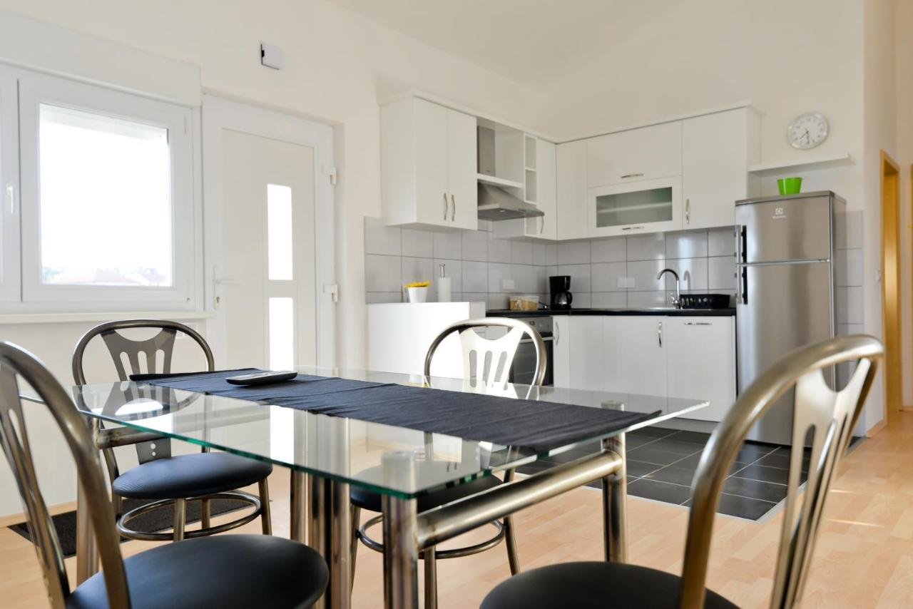 Apartmani Vidikovac Dokoza 자다르 외부 사진