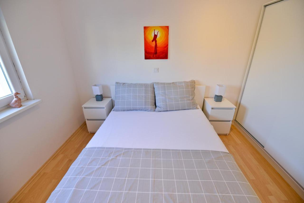 Apartmani Vidikovac Dokoza 자다르 외부 사진